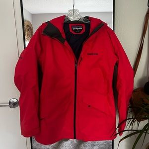 Women’s Coral Colored Patagonia Snow Jacket (Perfect Condition) Size Small